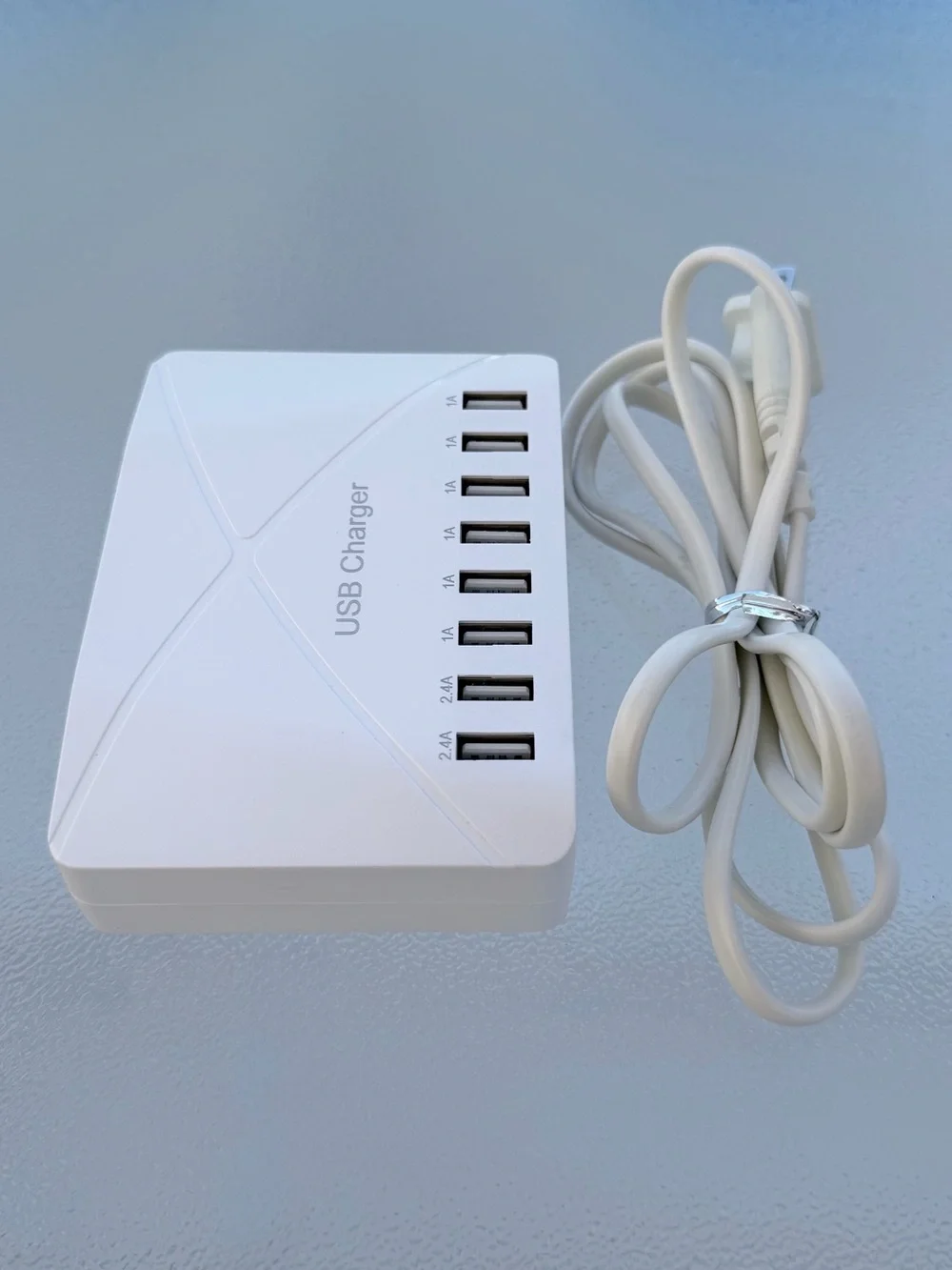 White Compact Dual Speed 8-Port USB Charging Station Hub and Power Cord